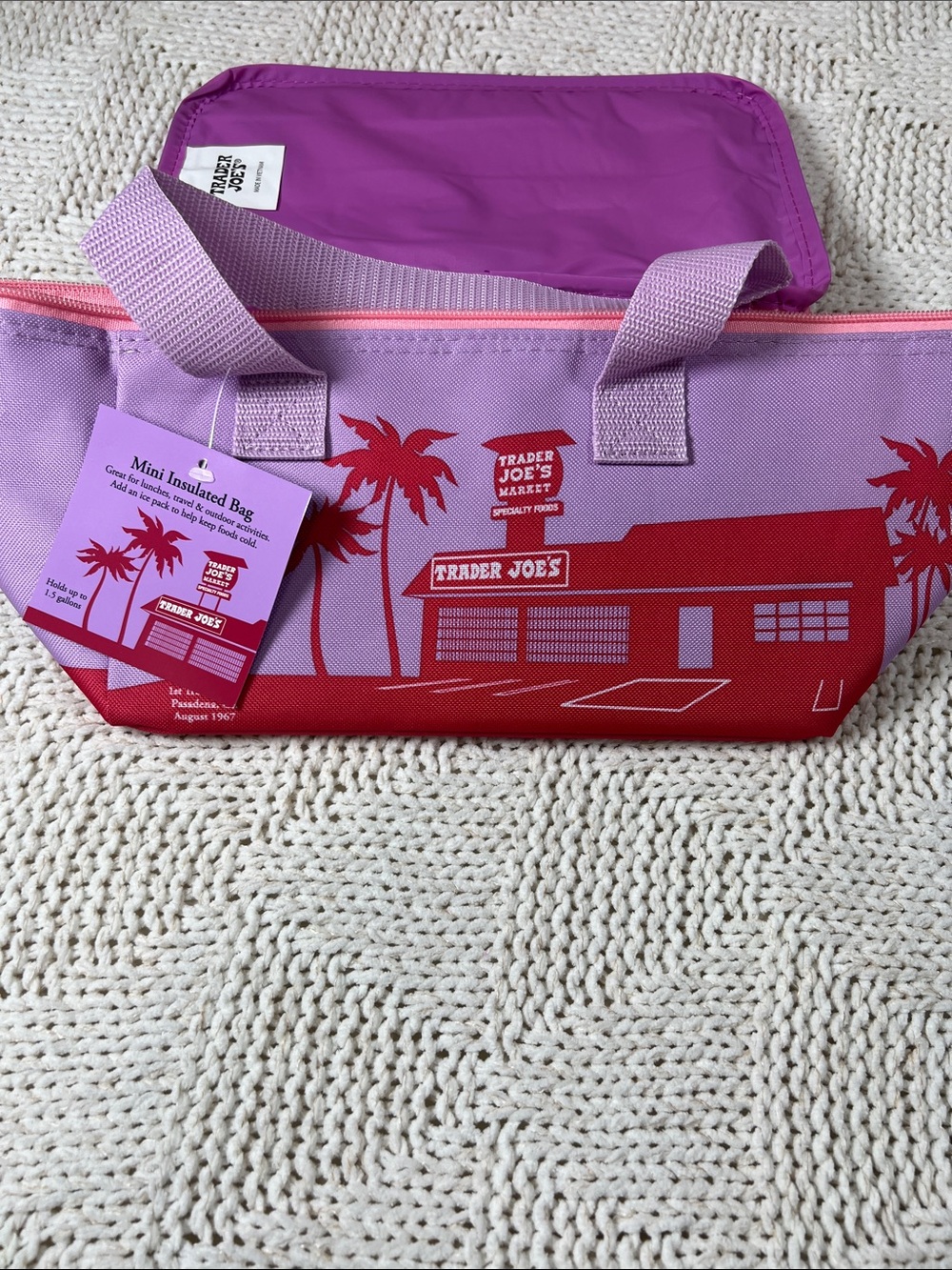 Trader Joe’s Insulated Mini Tote - Picture 3 of 4